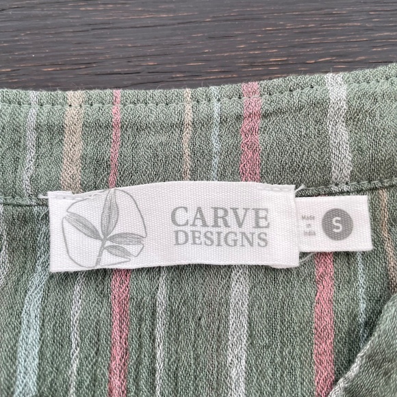 CARVE DESIGNS Women’s Size Small Dylan Gauze Shirt in Green Cilantro Stripe - Picture 4 of 6
